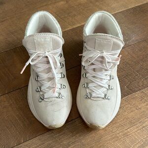 Women’s SOREL size 8